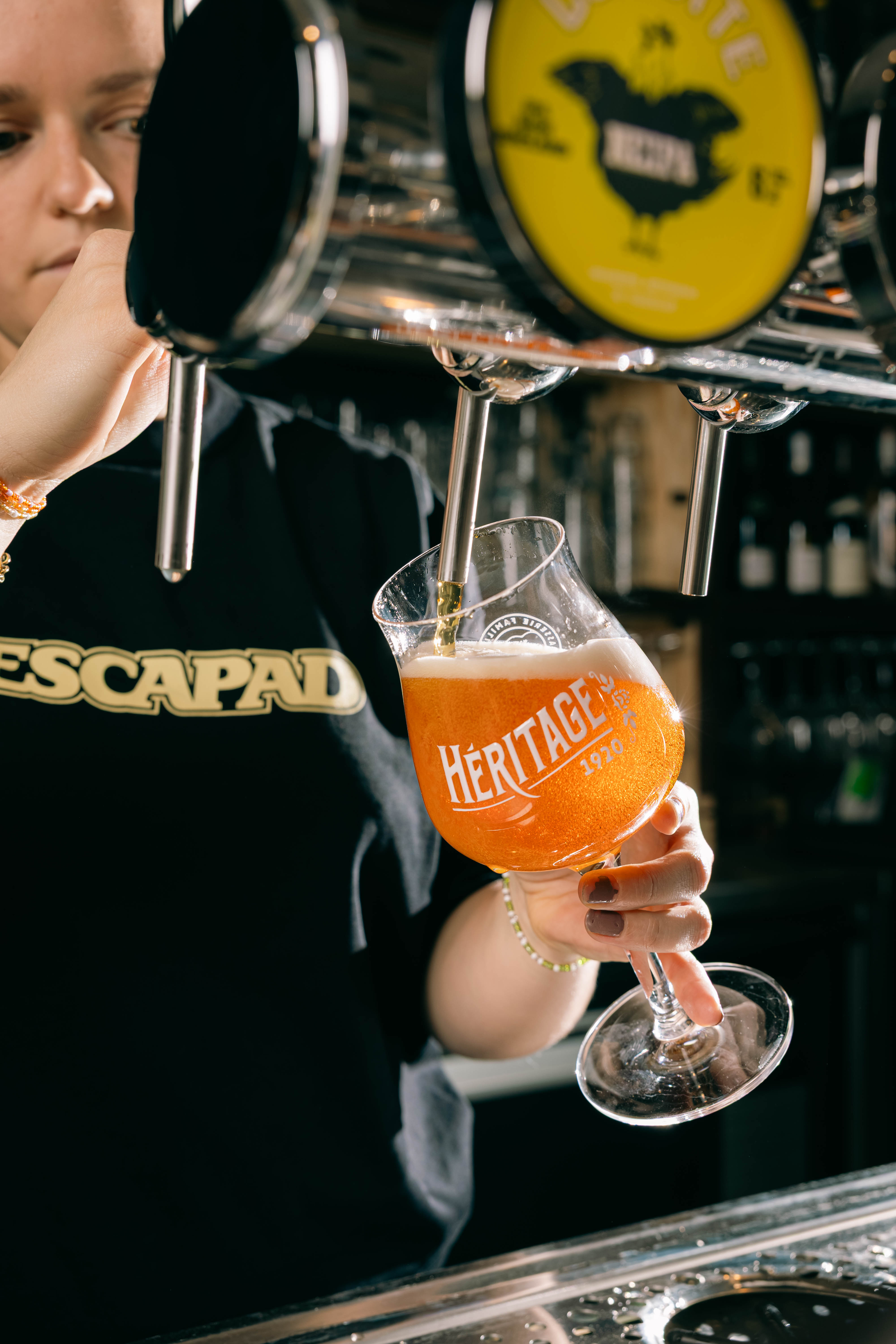 Bière locale tirée à la pression